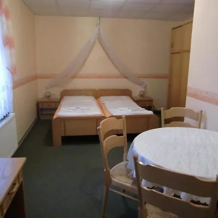 Hotel Heidehof Konigswartha